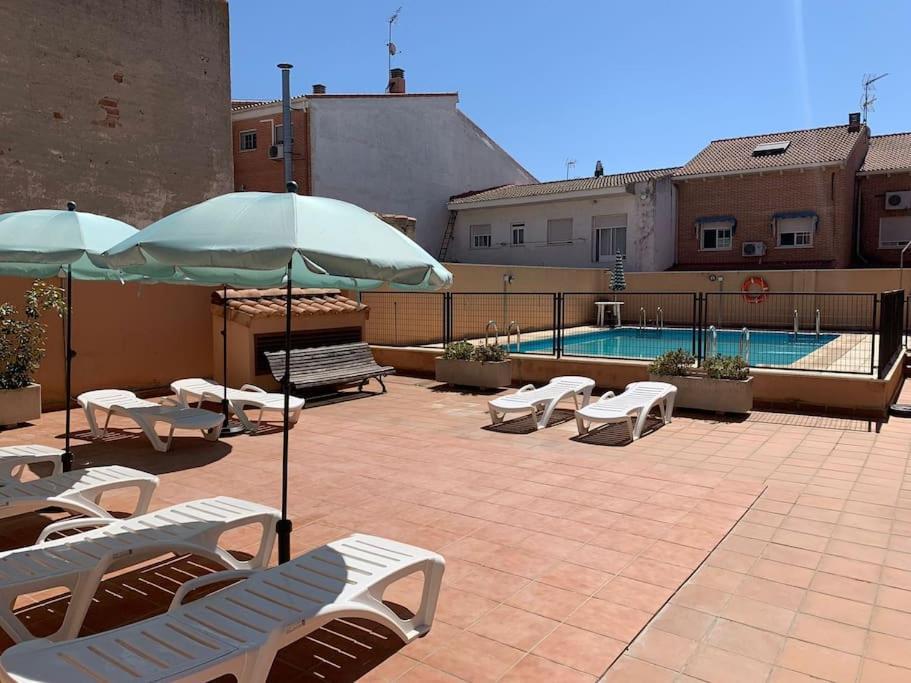 Apartamento Familiar Con Piscina Licencia 14721 Camarma de Esteruelas Eksteriør bilde